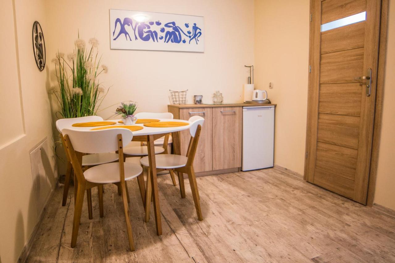 Noclegi Fregata - Pokoje Goscinne W Solinie 661-459-339 Solina  Bagian luar foto